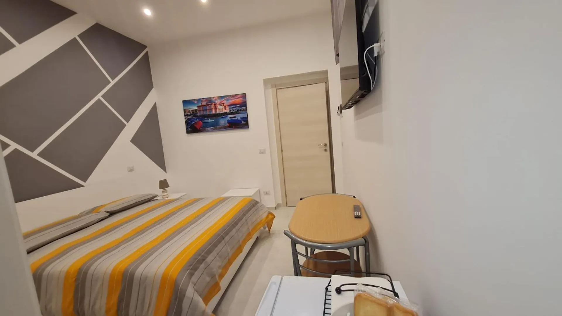 Locazione Turistica Adriatico Hotel Bari 0*,  Olaszország