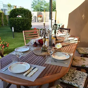 https://la-reggia-delletna.sicilyhotelsitaly.net